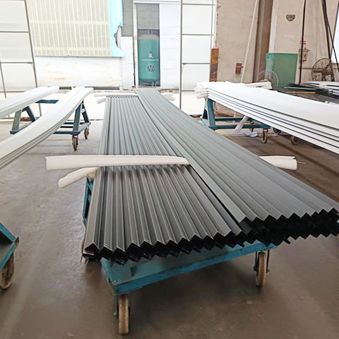 1735268248831753.jpg 鋁型材擠壓廠家